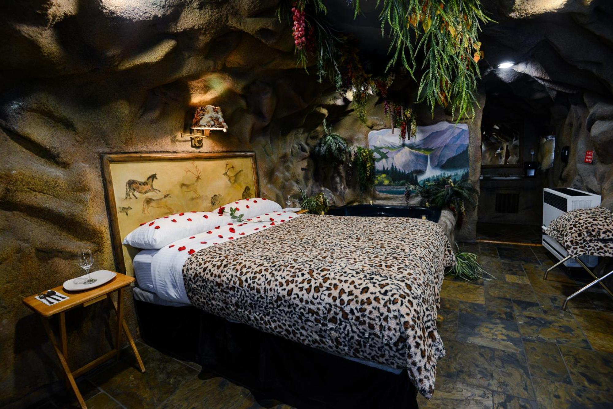 Castle Wood Theme Cottages- Couples Only Big Bear Lake Exterior foto